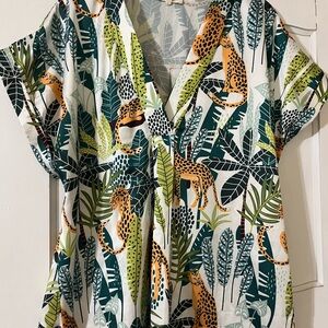 Entro Jungle Leaf Print Blouse Size Large